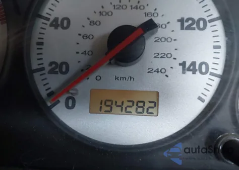 2002 Honda Civic Lx z USA, uszkodzony, nr VIN 2HGES16522H514876